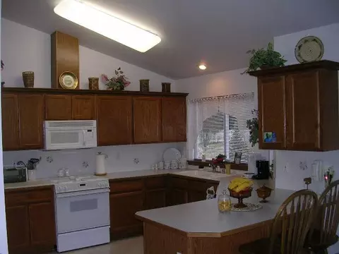 115 E Bridle Trail Rd, Colbert, WA 99005 photo 4
