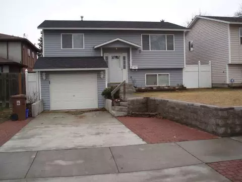 1126 E Crown, Spokane, WA 99207 photo 1