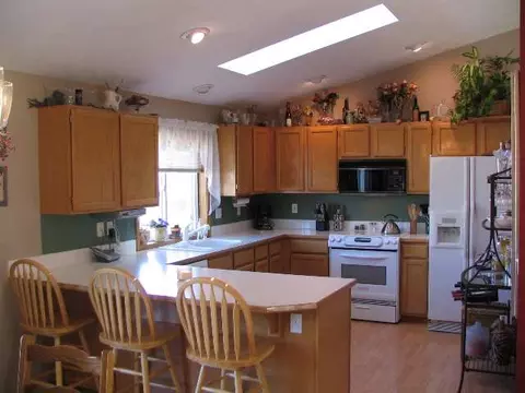 511 E Bridle Trail Rd, Colbert, WA 99005 photo 2