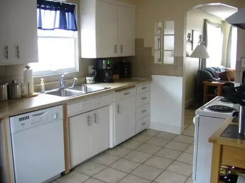 403 E Olympic, Spokane, WA 99207 photo 2