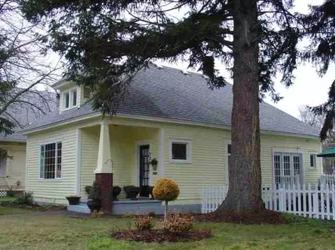 523 E 10th Ave, Spokane, WA 99202 photo 1