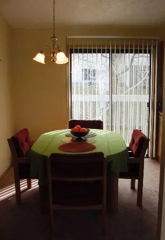 918 E Calkins Dr, Spokane, WA 99208 photo 5