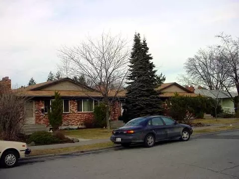 537 E Broad, Spokane, WA 99207 photo 1