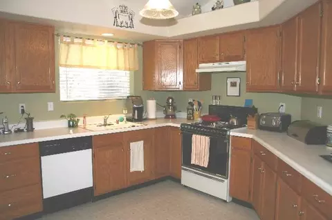 11008 E 8th, Spokane, WA 99206 photo 3
