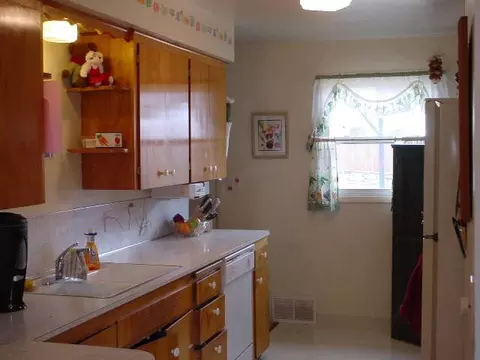 2109 E 10th, Spokane, WA 99202 photo 6