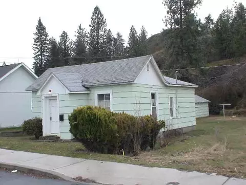 1834 E 6th, Spokane, WA 99202 photo 1
