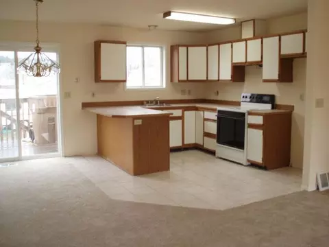 4214 E Pacific, Spokane, WA 99202 photo 2