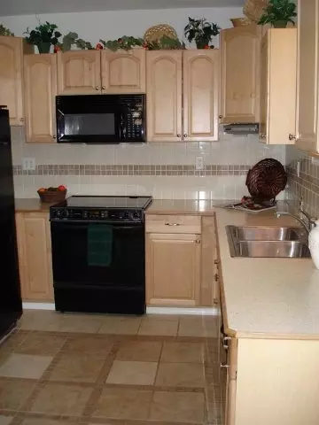 2127 E 6th, Spokane, WA 99202 photo 4