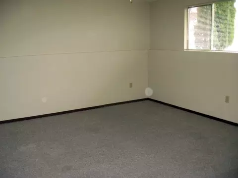 2104 E Heroy, Spokane, WA 99207 photo 8