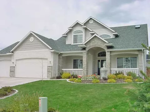 1015 E Hawk, Spokane, WA 99208 photo 2