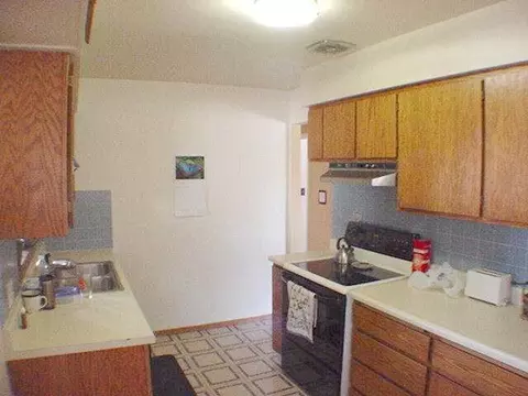 711 Everett, Spokane, WA 99207 photo 3