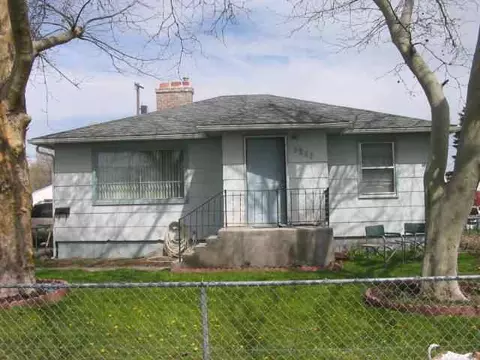 1211 E Longfellow, Spokane, WA 99207 photo 1