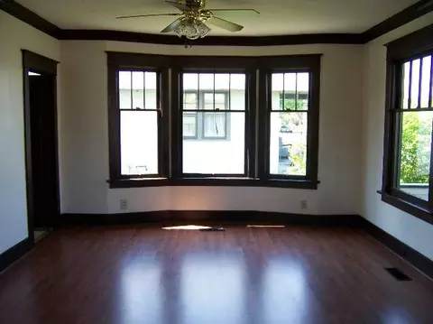 1328 E Gordon, Spokane, WA 99207 photo 4