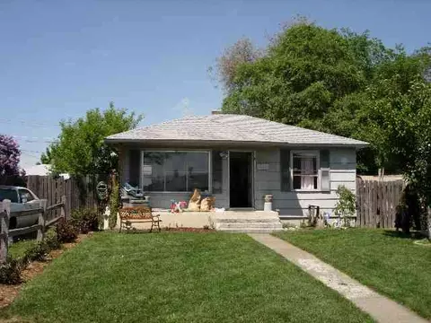1317 E Longfellow, Spokane, WA 99207 photo 1