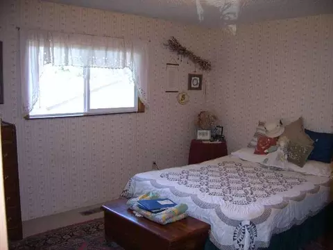 715 E Cascade Pl, Spokane, WA 99208 photo 5