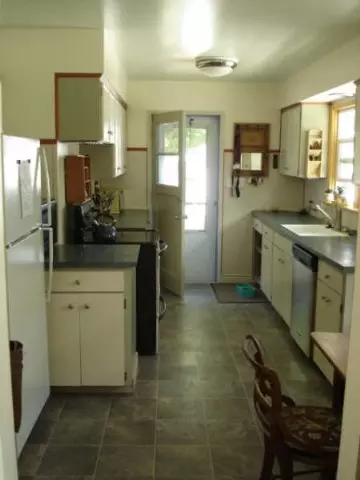 2913 E 15th, Spokane, WA 99202 photo 4