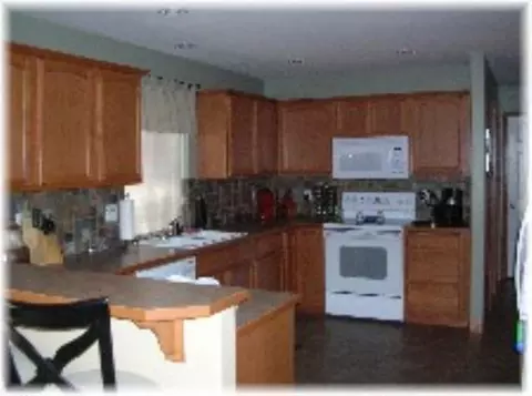 1502 E Vanetta Ln, Spokane, WA 99217 photo 2