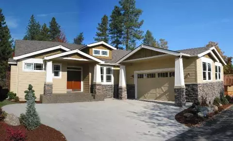 2125 E Overbluff Rd, Spokane, WA 99203 photo 1