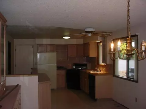 10906 E 24th, Spokane Valley, WA 99206 photo 2