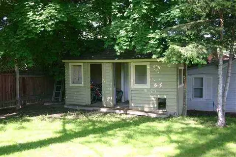 1524 E 36th, Spokane, WA 99203 photo 2