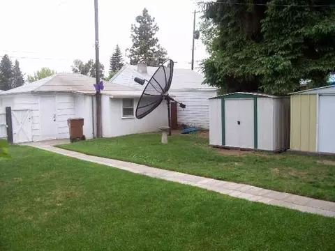 1308 E Bismark, Spokane, WA 99208 photo 4