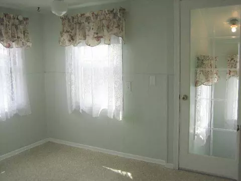 3002 E Hoffman, Spokane, WA 99207 photo 4