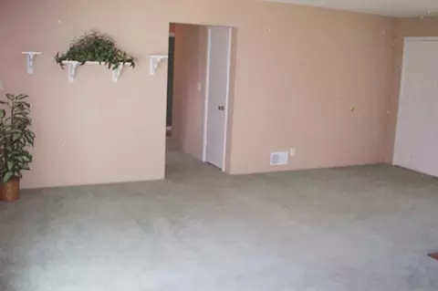 1403 E 40th, Spokane, WA 99203 photo 3
