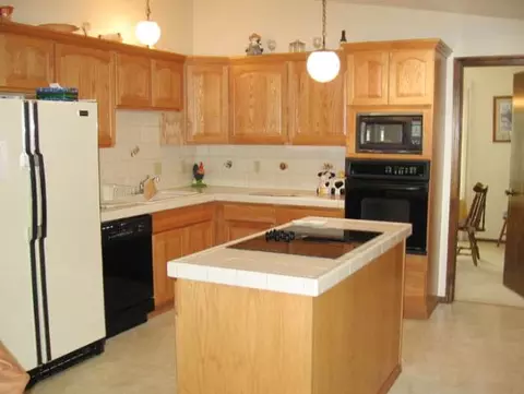 1807 E 65th, Spokane, WA 99223 photo 2