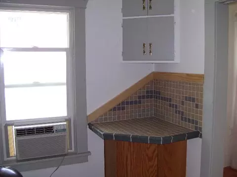 917 E Crown, Spokane, WA 99207 photo 4