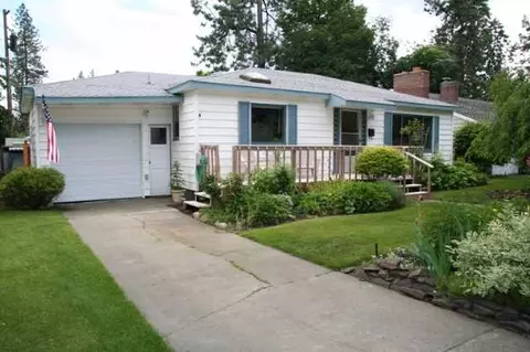 1024 E 36, Spokane, WA 99203 photo 1
