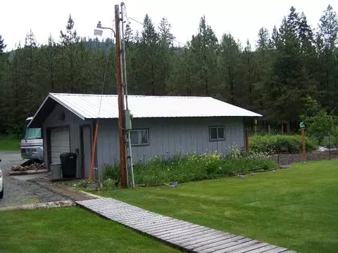 323 Riverview Dr, Cusick, WA 99119 photo 5