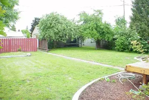 51 E Crown, Spokane, WA 99207 photo 8