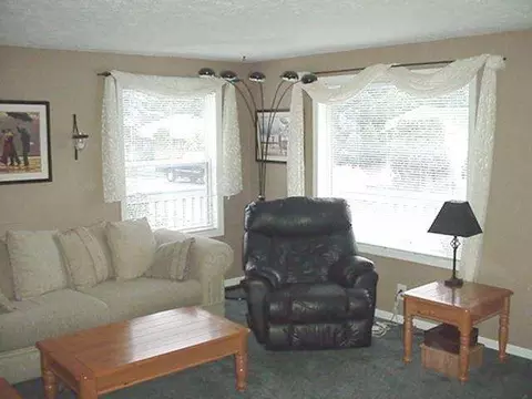 401 E 40th, Spokane, WA 99203 photo 3