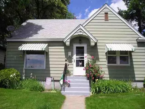 907 E Providence, Spokane, WA 99207 photo 1
