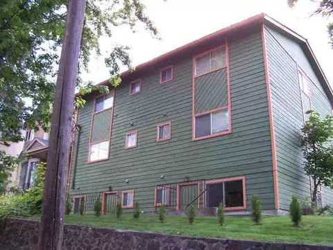 704 S Maple, Spokane, WA 99204 photo 1