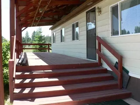 5209 E Oregon Rd, Elk, WA 99009 photo 1