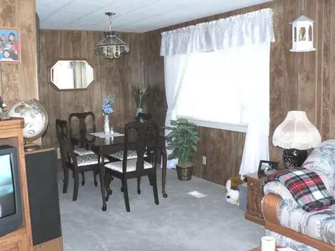 5209 E Oregon Rd, Elk, WA 99009 photo 2