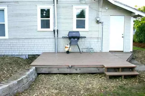 1030 E Sanson, Spokane, WA 99207 photo 3