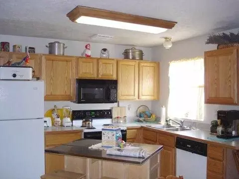 3216 E 29th, Spokane, WA 99223 photo 3