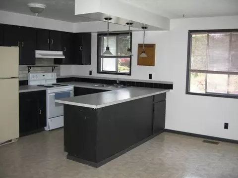 9819 E 8th Ave, Spokane Valley, WA 99206 photo 6
