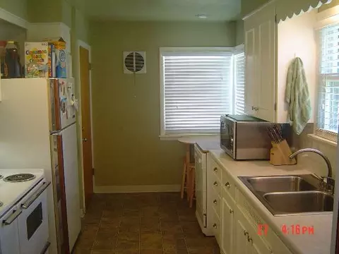 1021 E 33rd Ave, Spokane, WA 99203 photo 5