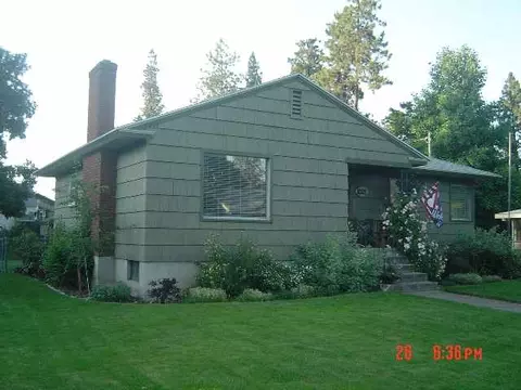 1021 E 33rd Ave, Spokane, WA 99203 photo 2