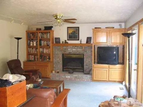4416 E Russell, Colbert, WA 99005 photo 8