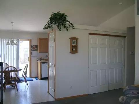 4608 E 15th, Spokane, WA 99212 photo 2