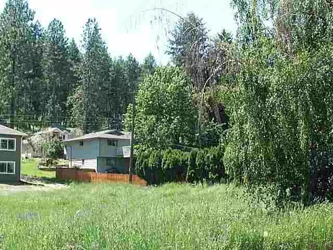 1607 W Marc, Spokane, WA 99218 photo 2