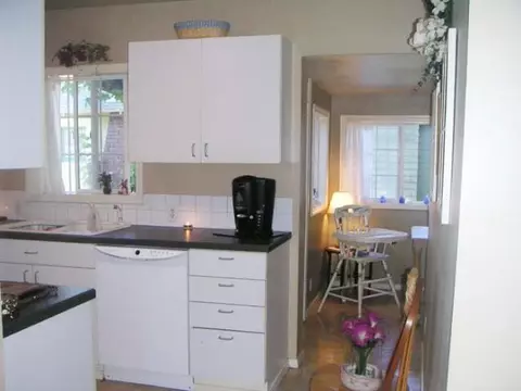 407 E 22nd, Spokane, WA 99203 photo 4