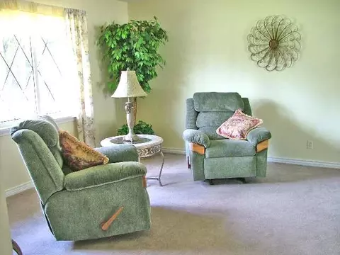 125 E High Dr, Spokane, WA 99203 photo 3