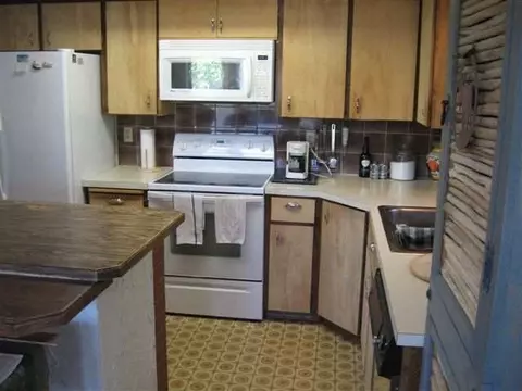 205 E Sierra Ave, Spokane, WA 99208 photo 2