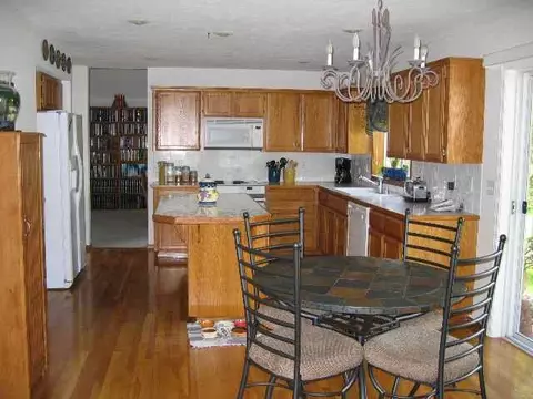 813 E Blackhawk Dr, Spokane, WA 99208 photo 4
