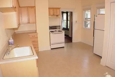 1104 E 32nd, Spokane, WA 99203 photo 4